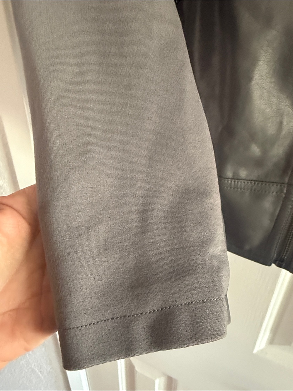 torrid Charcoal Gray Faux Leather Moto Jacket with Knit Sleeves 2X - Picture 4 of 9